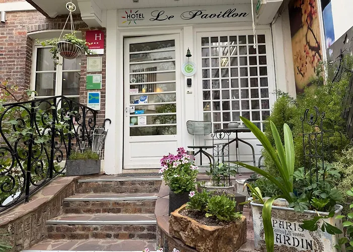 Le Pavillon Hotel Parijs